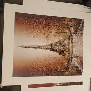 Arc de Triomphe, la Torre Effiel, and Palais de Foatainebleau.